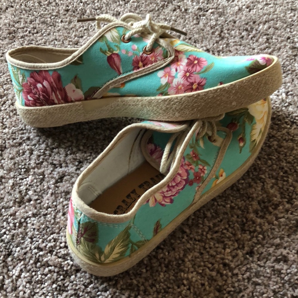 Crazy Train floral espidrilles